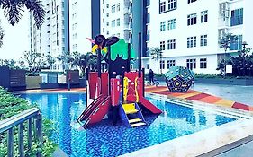 Pangsapuri 92 m² dengan 3 bilik tidur dan 2 bilik mandi peribadi di Masai